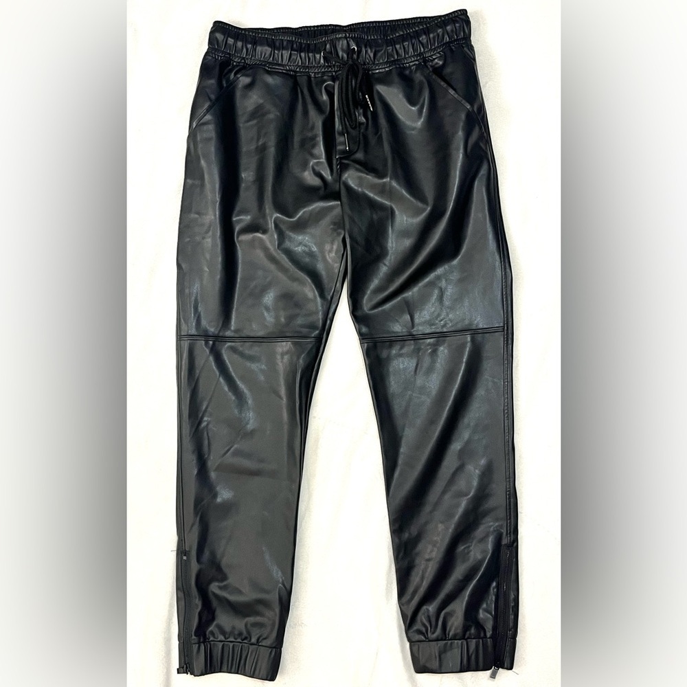 David Lerner Black Faux Leather Joggers with Pockets Women’s Pants Small